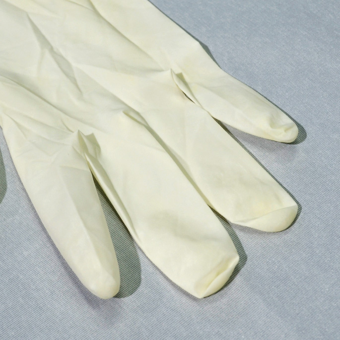 latex gloves detail 16a Guantes de latex detalle 16a.